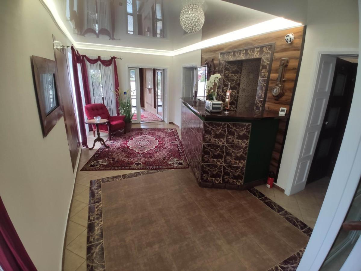 Władysławowo Ow Sargus Bed & Breakfast エクステリア 写真