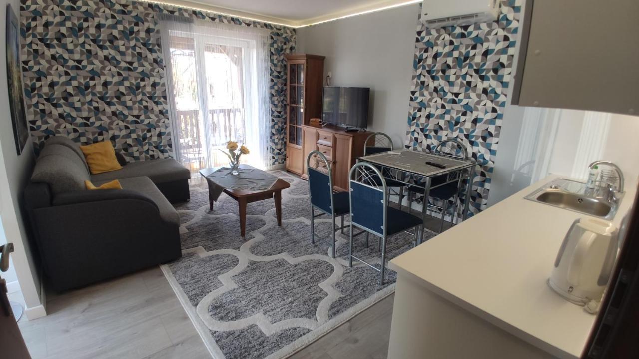 Władysławowo Ow Sargus Bed & Breakfast エクステリア 写真