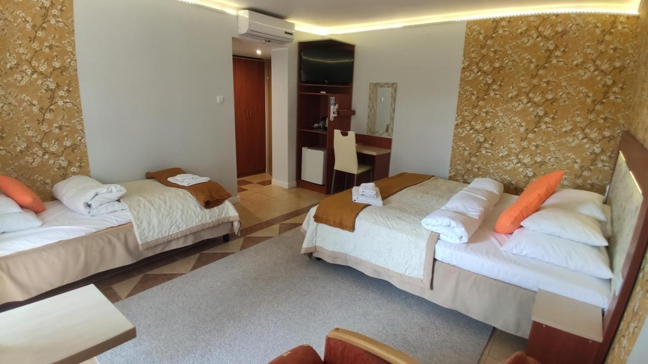 Władysławowo Ow Sargus Bed & Breakfast エクステリア 写真
