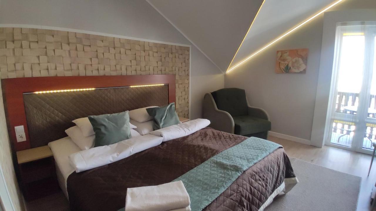 Władysławowo Ow Sargus Bed & Breakfast エクステリア 写真